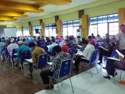 Pelaksanaan tes tertulis Calon Anggota Panwascam se-Kabupaten Banjarnegara, di Aula Setda Banjarnegara, 16 September 2017.